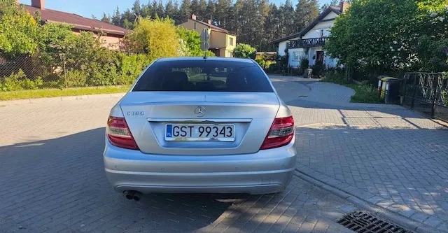 Mercedes-Benz Klasa C cena 31500 przebieg: 208500, rok produkcji 2008 z Krynki małe 92
